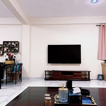 Grand Leone Hotel Freetown Buitenkant foto