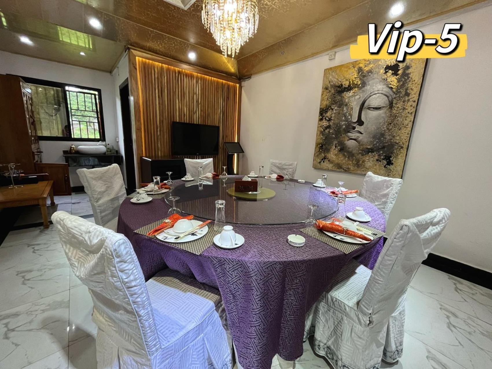 Grand Leone Hotel Freetown Buitenkant foto