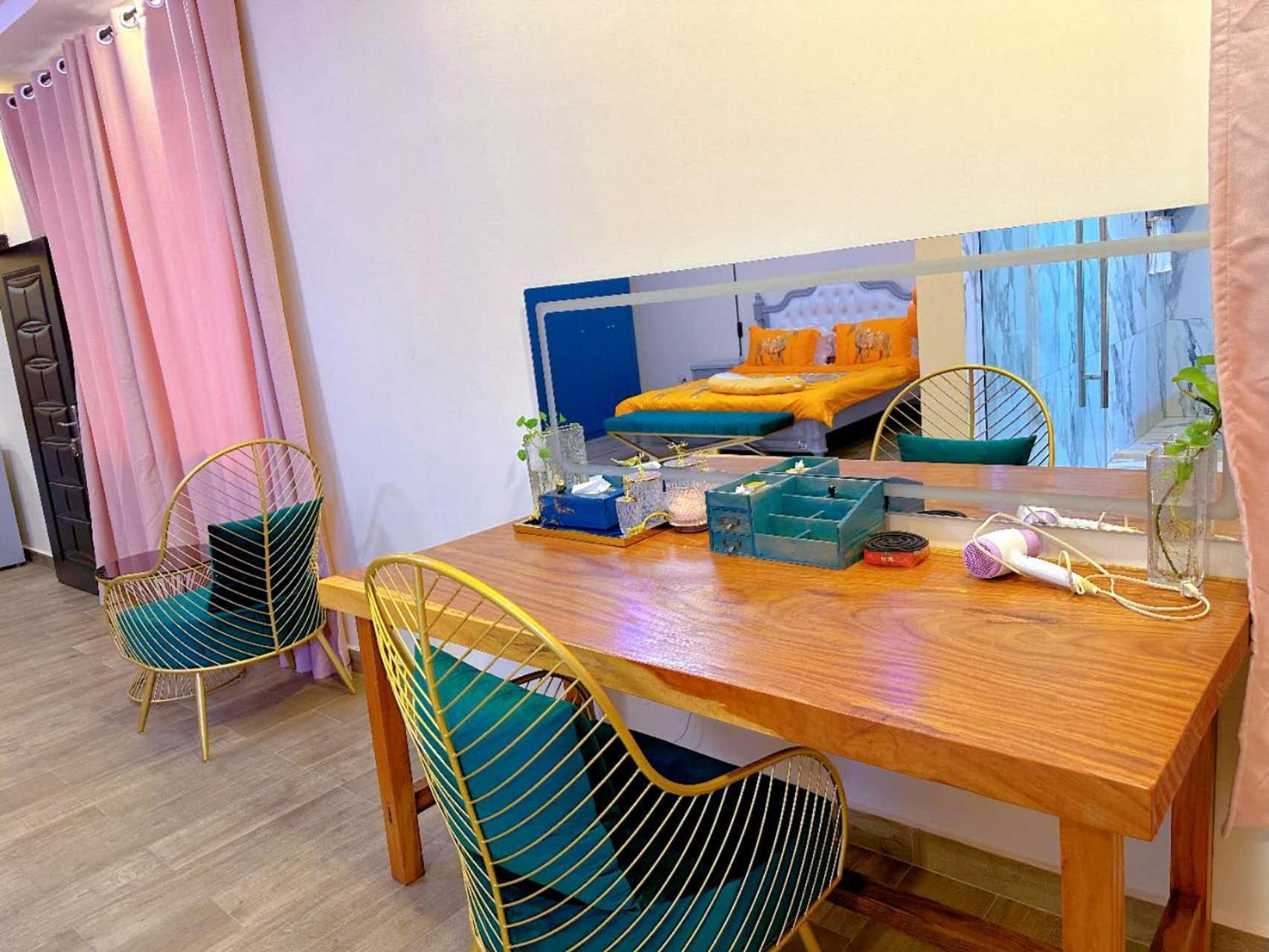 Grand Leone Hotel Freetown Buitenkant foto